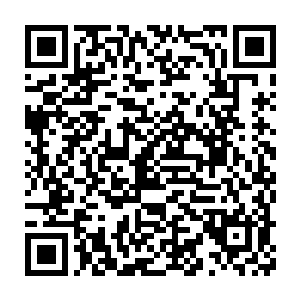 而且还和刑侦支队办公室那个成天打扮得妖妖娆娆的副主任牵扯不清二维码生成