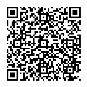 而从车窗里看到贝芙丽的西斯塔等家伙就在车里开始对着张铁做各种鬼脸和暧昧的表情二维码生成