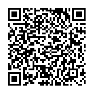 而他之前在赶路的时候周围方圆百米的一举一动也都在他的观察之中二维码生成