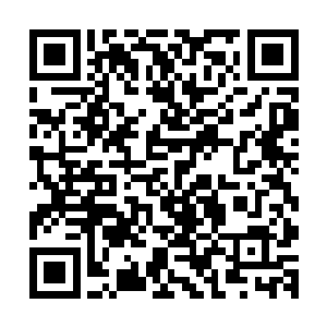 而像巴利这样厚颜无耻的家伙则会把它美化成扶危济困的壮举二维码生成