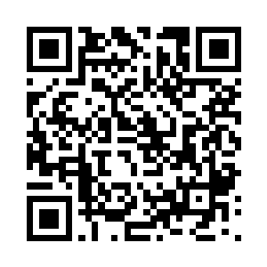 而叶竹等人看到其中一位少年先是脸色一喜二维码生成