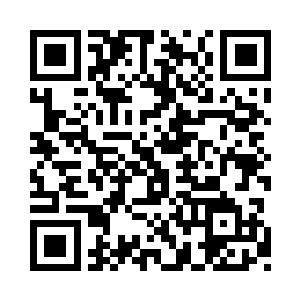 而老大爷一张脸因为着急已经是皱成了一团二维码生成