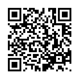 脸上带着一丝疑惑的望着前面的宫先生二维码生成