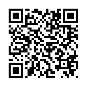 脸上的笑容慢慢的凝化成了猪肝色二维码生成