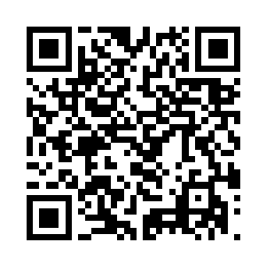 脸色凝重的向眼前的天位符箓走了过去二维码生成