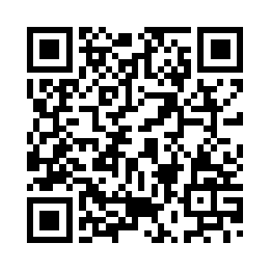 艾欧娜跌跌撞撞地在枯树林中走着二维码生成