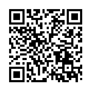 艾特瓦尔的手轻轻按上其中一座山峰二维码生成