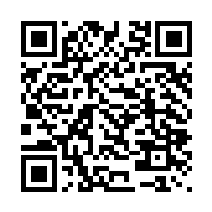 莎莉汉森早早就抵达了博览会公园二维码生成