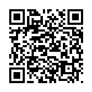 萧航就看到了那站在许嫣红办公桌前二维码生成