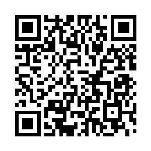 落百川和落不凡就将多准备好的牌匾挂上去二维码生成