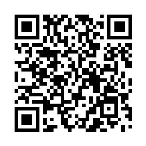 蒋晨回到房间简单的冲洗了一下身体二维码生成