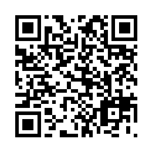 蔡凝被周围的目光盯得有些不好意思二维码生成