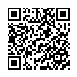 虽然只在战车山上留下了一个个徒劳的白点二维码生成