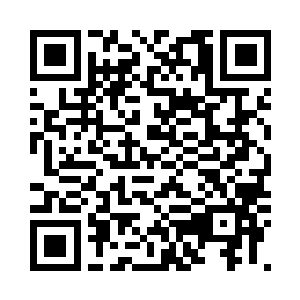 虽然在电影中他演绎的默足阴郁冷血二维码生成