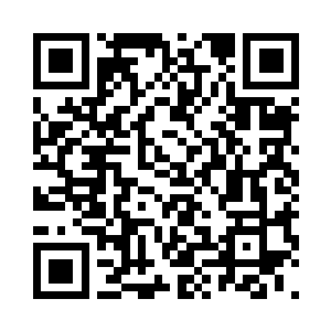 被面前这个女人炯炯目光盯住心里有些慌乱二维码生成