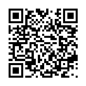 见只有夏天萌一人不慌不忙的看着自己二维码生成