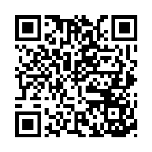 詹森快速朝着无人机落地的位置爬了过去二维码生成