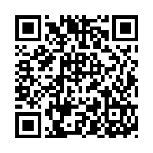 让查理兹立刻投入一个新的剧本之中二维码生成