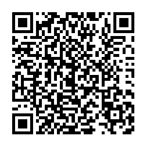 让自己的公司能够在这些领先他们起码一个时代的设备中分上一杯羹二维码生成
