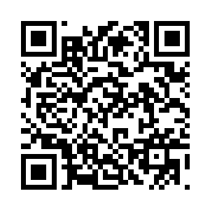 让长鞭上渐渐聚起一道浅青色的寒光二维码生成