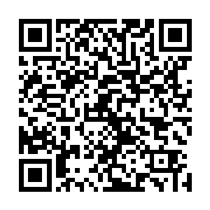 说完又是微微的一躬退了几步之后转身向着员工休息间走去二维码生成