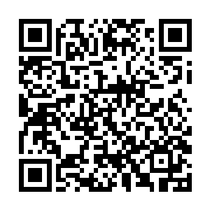 谁知搂着他脖子的云知秋却腻在了他的怀里不愿起来二维码生成