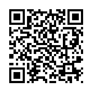 谈薇将带来的食物放进微波炉加热二维码生成