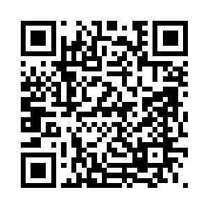 谢尔盖很快就卸下了天花板上用来固定的螺丝二维码生成