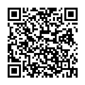 赤铁和棱风三人似乎没有与其他玩家多做交流的意愿二维码生成