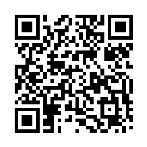 趴倒在地的那伙人身边开始堆砌起晶莹的冰块二维码生成