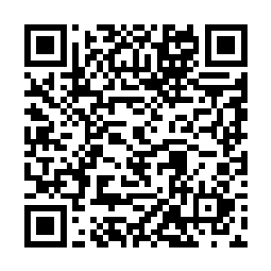 跟在身后的香复和阿水显然也发现了晏锦微蹙的眉头二维码生成