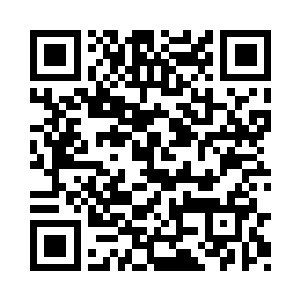 跟着倭奴尸兄小头目经过了一扇戒备森严的大二维码生成