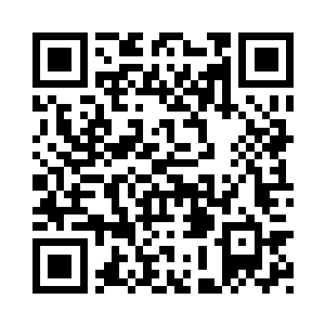 身边的战友发现了女兵这边的动静二维码生成