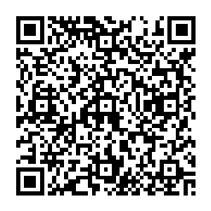 躲在暗处的维多克更是在闻言的瞬间心中一惊……一种被人看穿的感觉已经让他快要炸毛了二维码生成