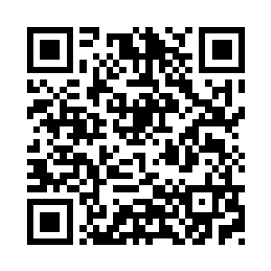 车子停在了海岸别墅区的一栋别墅前二维码生成