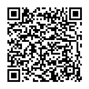 还有安莫尔的政府军队员掩护着其他队员向最靠近北侧的街道撤去二维码生成