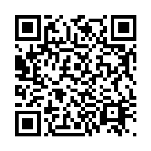 这个时候那下人也连滚带爬的跑起来二维码生成