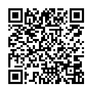 这副赤金盘螭璎珞圈明显比自己那副要轻上很多二维码生成