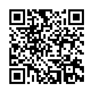 这样的女人干着村里最脏最累的活二维码生成