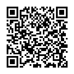 这样的搭配在秦洛等人眼里就显得要多土鳖就有多土鳖二维码生成