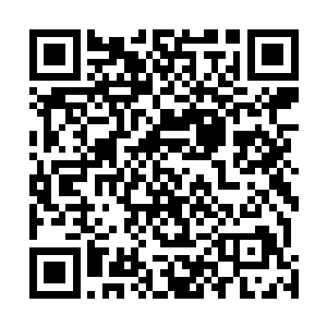 这笔钱加上一百亿美元的本金和他手头存下的五十亿美元二维码生成