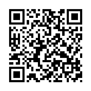 这辆车里坐的才是这些大汉们之中的负责人二维码生成