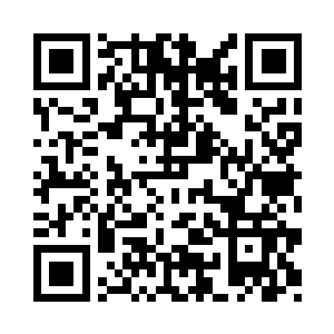 远方几根巨大的石柱引起了他的注意二维码生成