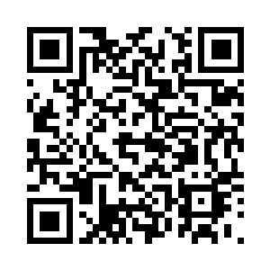 那个年轻公子哥的剑法与身法很不错二维码生成