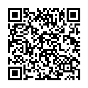 那个意想不到的人已经笑靥如花地朝着他打起了招呼二维码生成