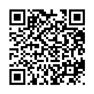 那个洞穴深度大约是一千一百二十六米二维码生成