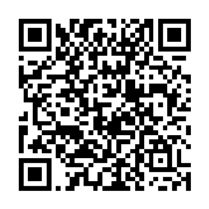 那么此时摆在众人面前的就只剩下朱平安写的两副对联二维码生成