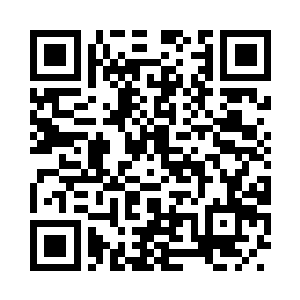 那位金发高鼻的芭蕾舞演员表情很镇静二维码生成