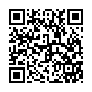 那冰冷嫌弃的眸子依然直视杨开的面庞二维码生成