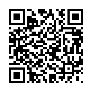 那几个胖子都看了看自己手里的牌之后二维码生成